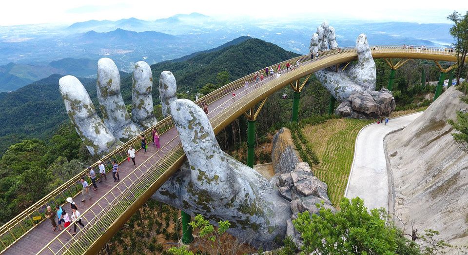 Vietnamese Bridge Gets Some Helping Hands